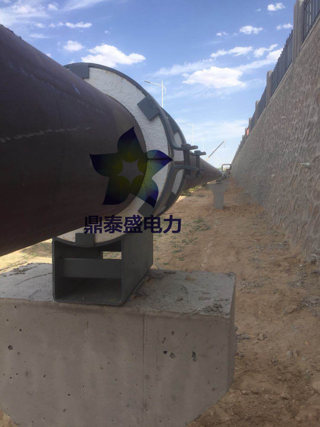 鼎泰盛为宁夏客户生产的镁钢隔热管托